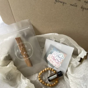 Набір №2 Браслет + ефірна олія [5 мл] + брусок Пало Санто у ПОДАРУНОК